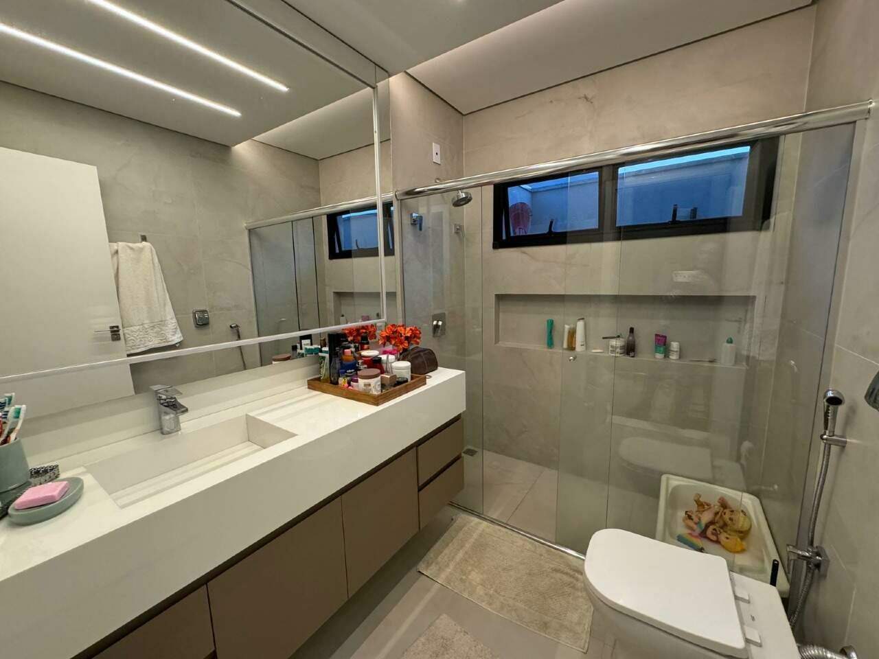 Casa Térrea à Venda – Cond. Porto Royale