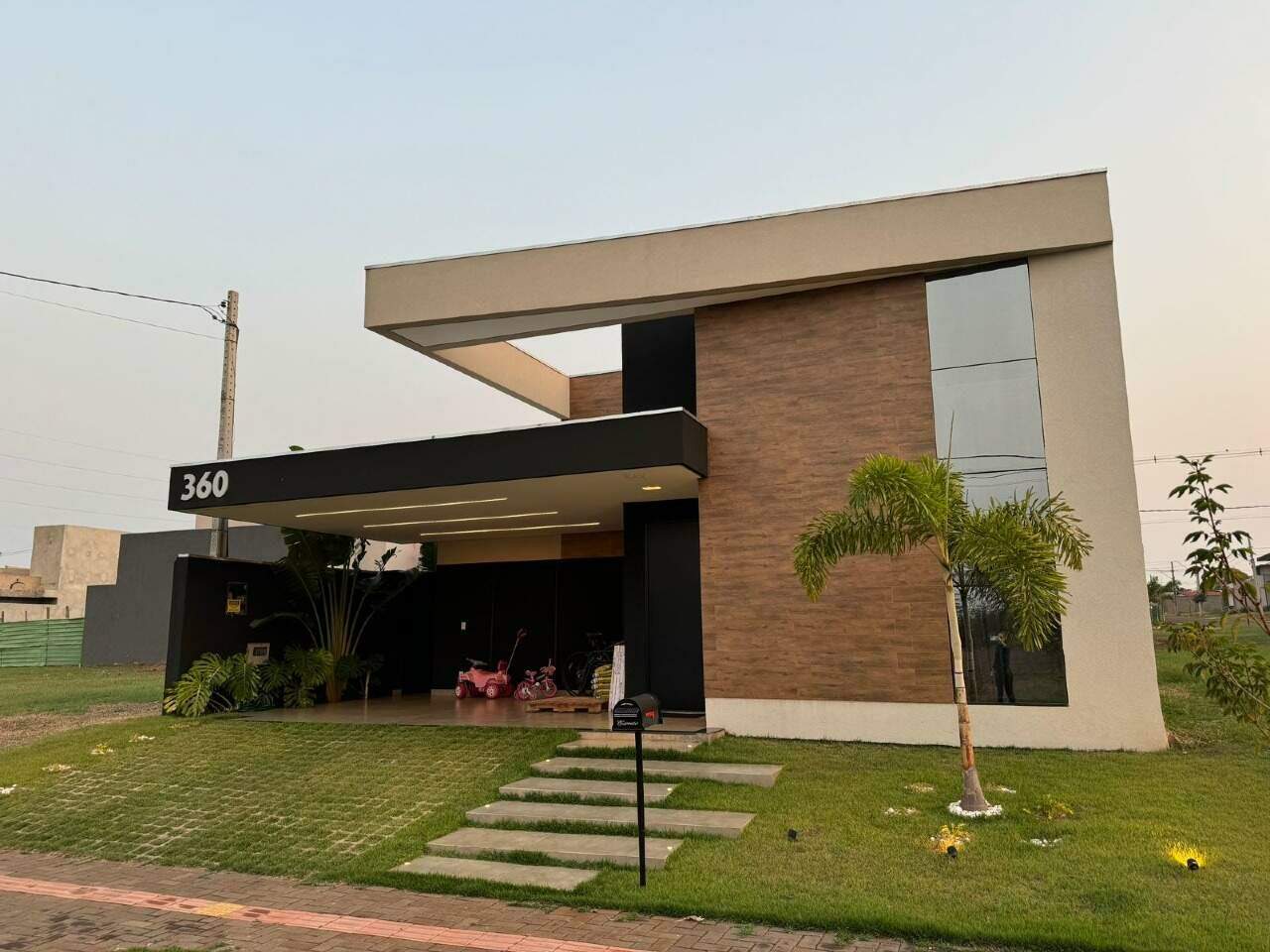 Casa Térrea à Venda – Cond. Porto Royale