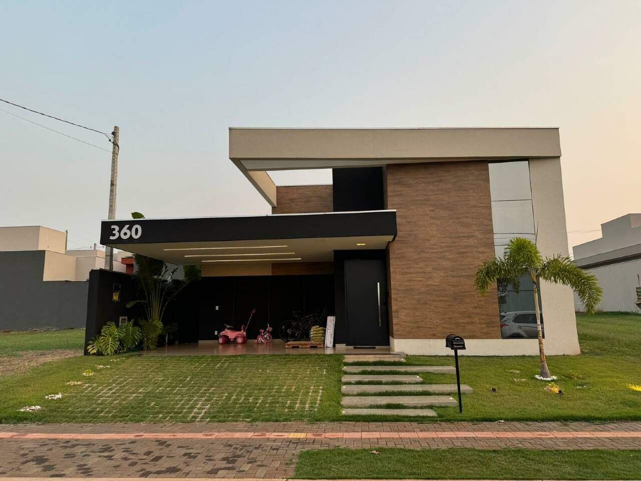 Casa Térrea à Venda – Cond. Porto Royale