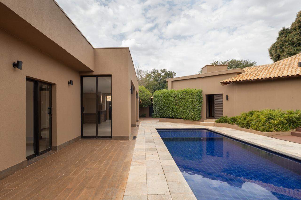 Excelente Casa com 1150 m2 de Terreno. - Foto 13