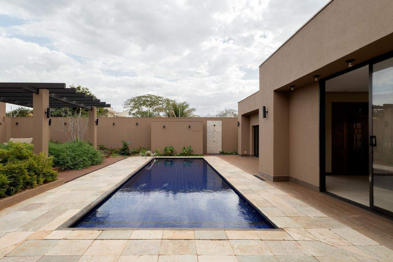 Excelente Casa com 1150 m2 de Terreno. - Foto 11