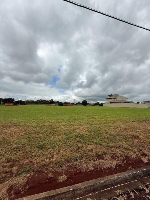 Terreno à Venda – Condominio Golden Park