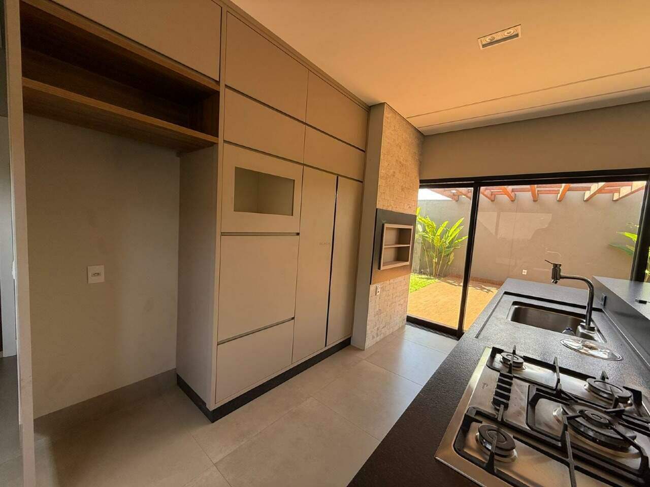 Casa Comercial Para Venda e Aluguel no Jardim das Palmeiras - Foto 15