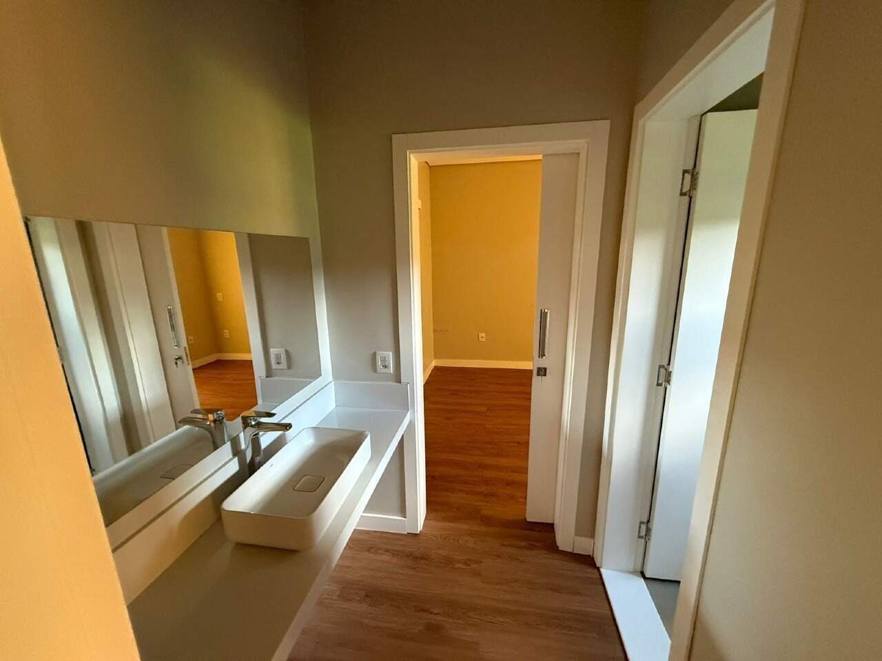 Casa Comercial Para Venda e Aluguel no Jardim das Palmeiras - Foto 24