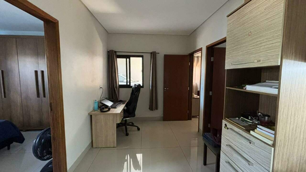 Casa Térrea à Venda no Bairro Monte Carlo – Ideal para Investidores - Foto 8