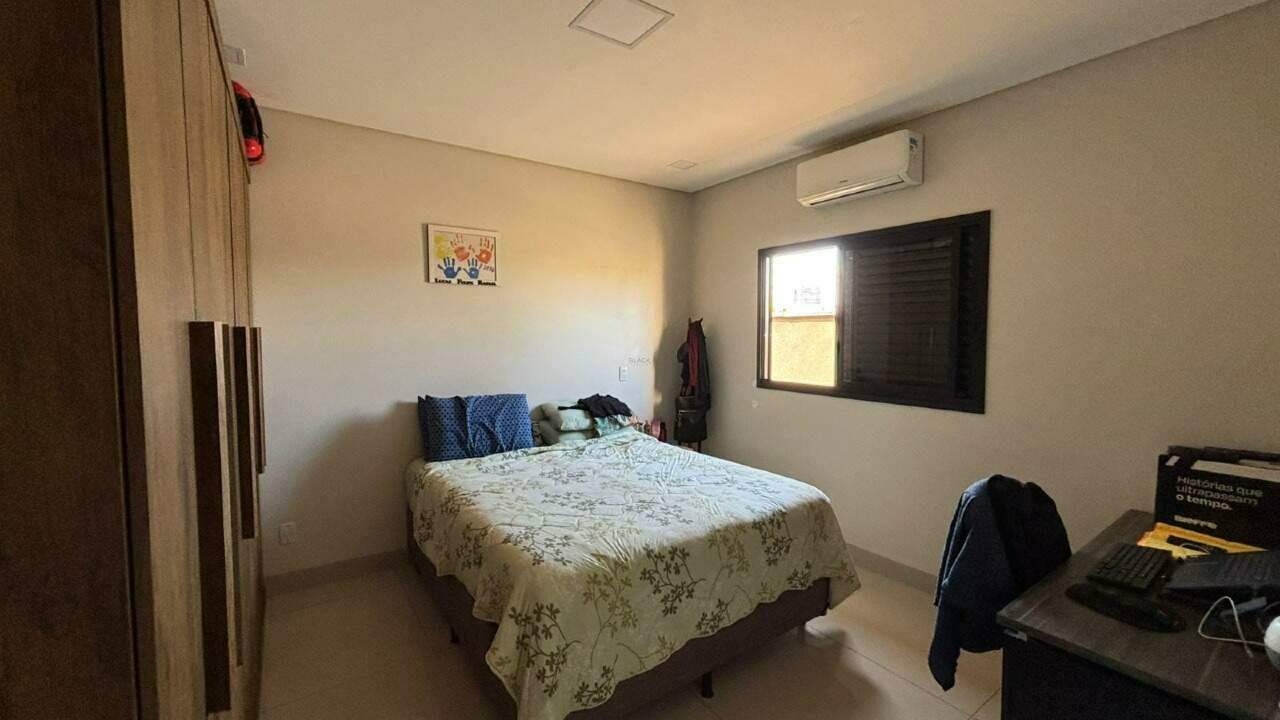 Casa Térrea à Venda no Bairro Monte Carlo – Ideal para Investidores - Foto 14
