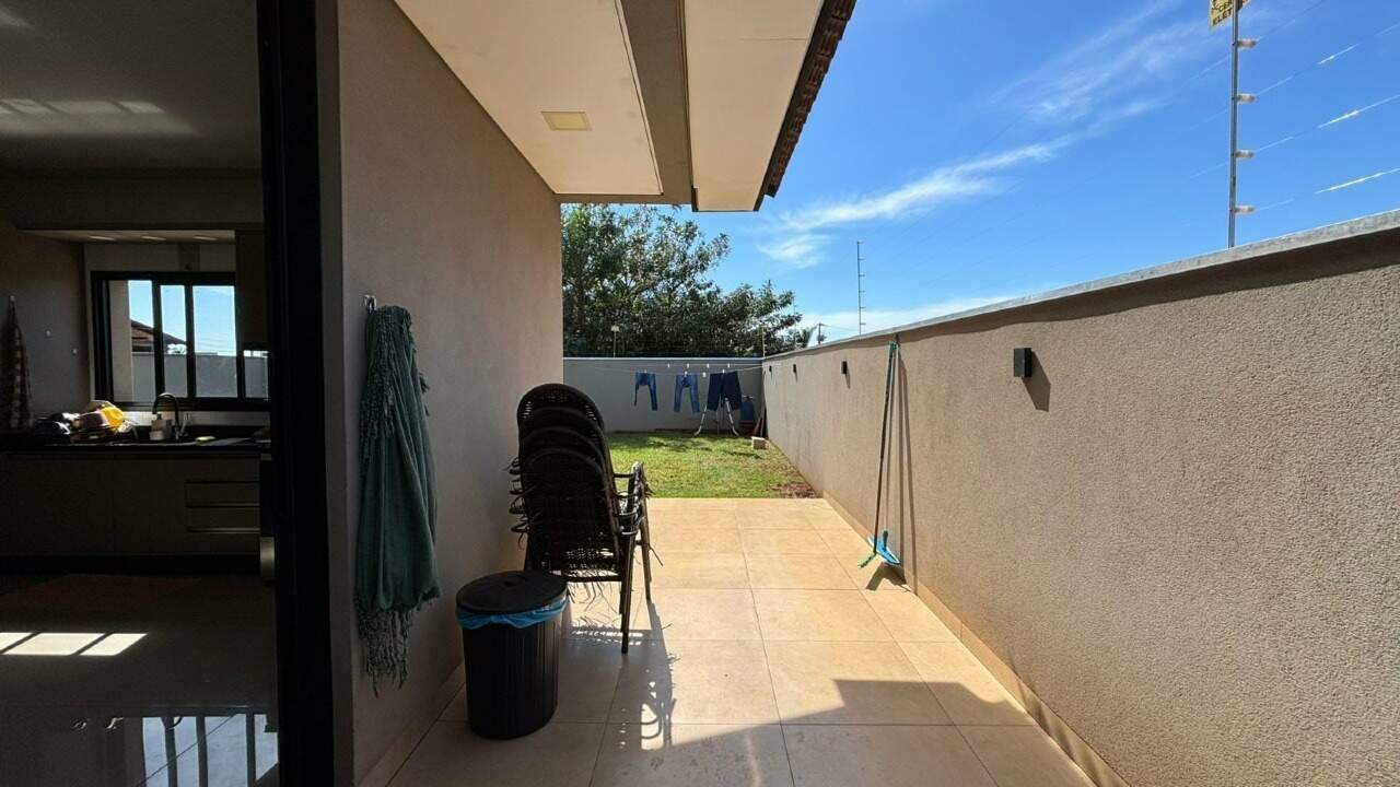 Casa Térrea à Venda no Bairro Monte Carlo – Ideal para Investidores - Foto 3