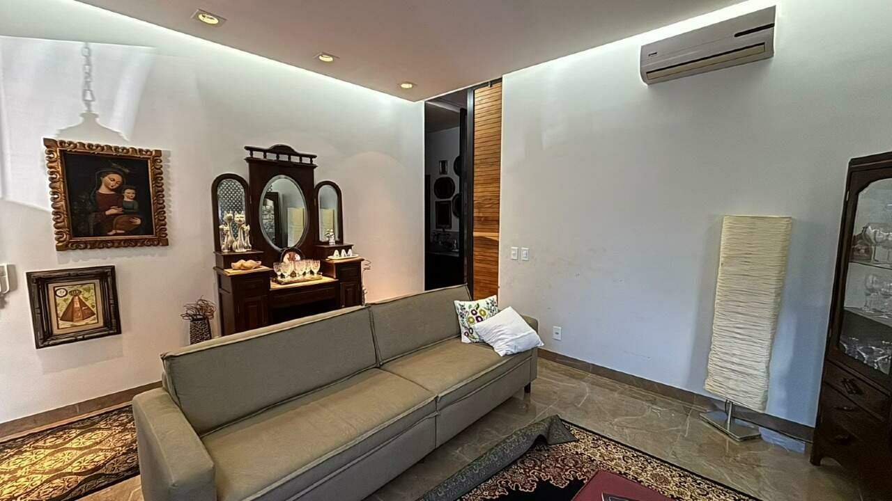 Casa Térrea à Venda no Condomínio Ecoville I – Conforto, Estilo e Acessibilidade em um Só Lugar
