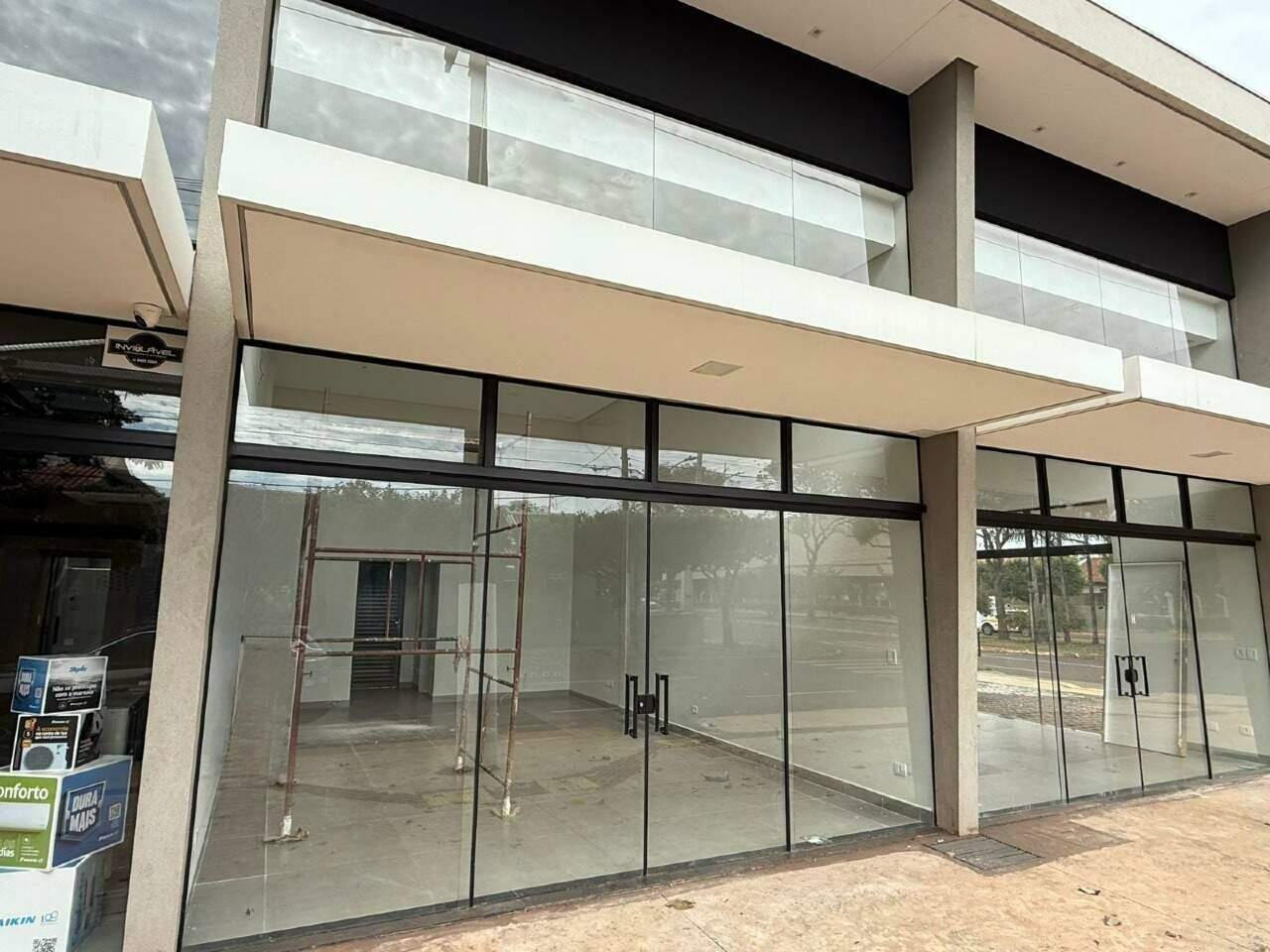 Sala Comercial Aluguel – Monte Alegre – Subesquina
