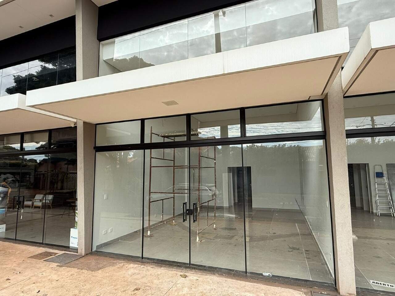 Sala Comercial Aluguel – Monte Alegre – Subesquina
