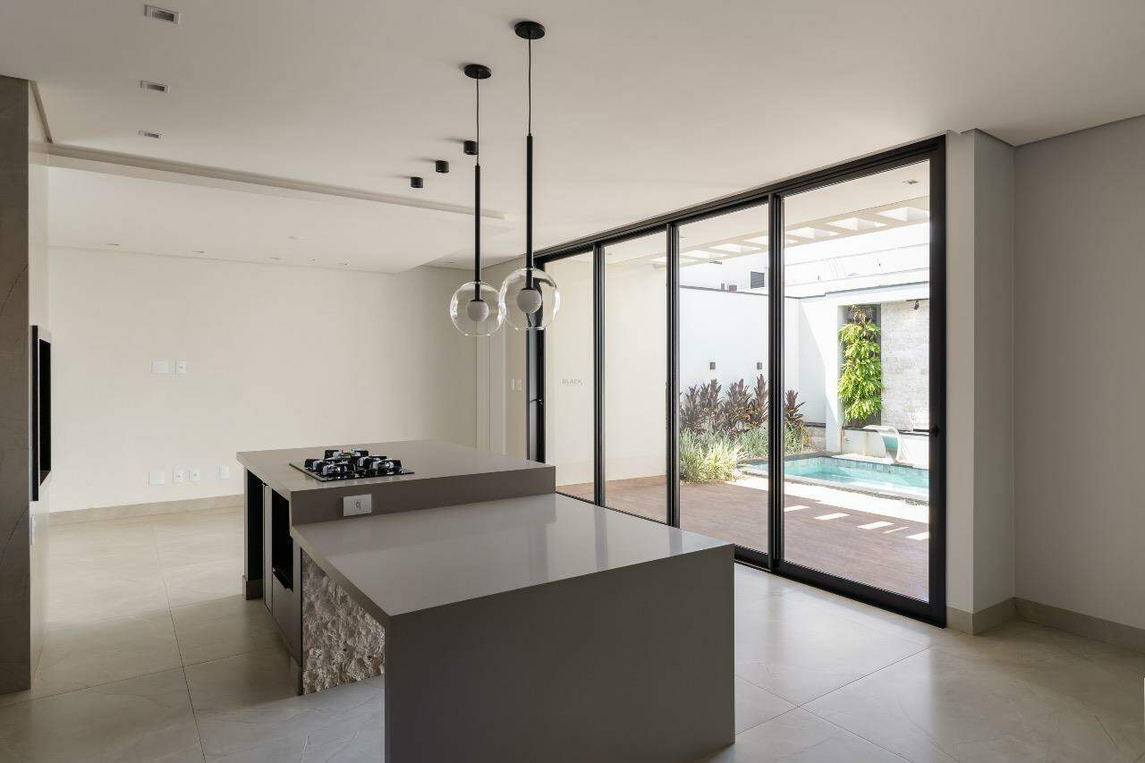 Casa em condomínio à venda, Porto Madero – Dourados/MS