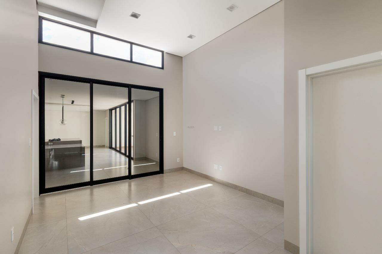Casa em condomínio à venda, Porto Madero – Dourados/MS