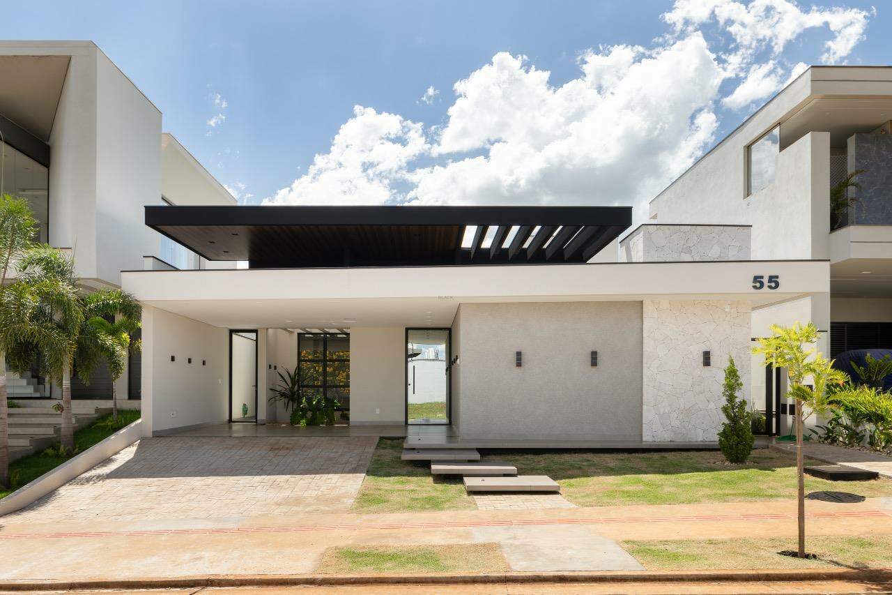Casa em condomínio à venda, Porto Madero – Dourados/MS
