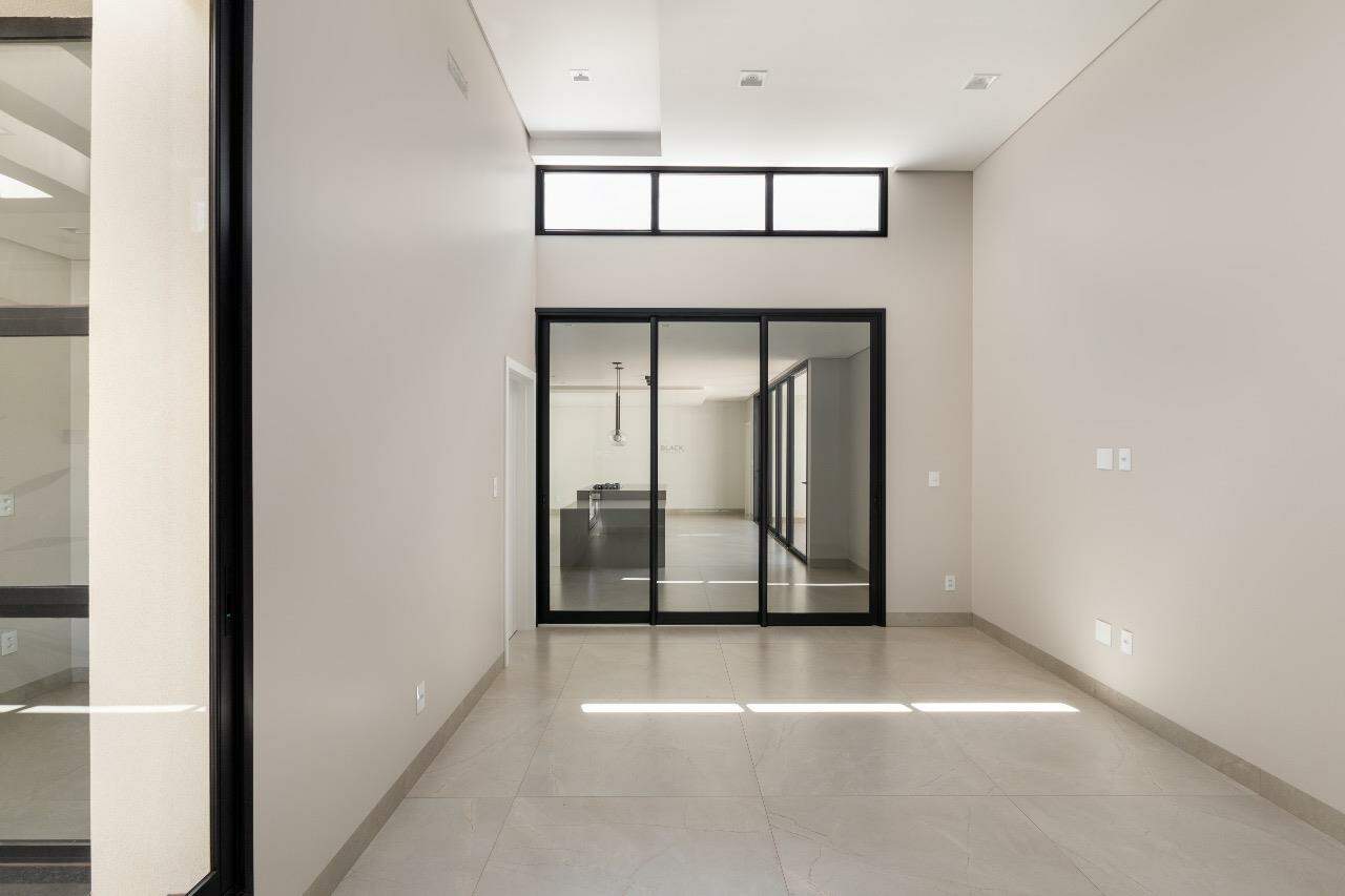 Casa em condomínio à venda, Porto Madero – Dourados/MS