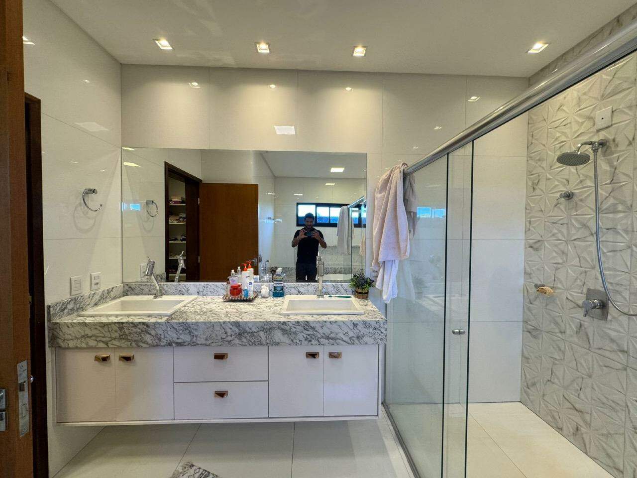 Excelente casa no Condomínio Goldon Park - Foto 11