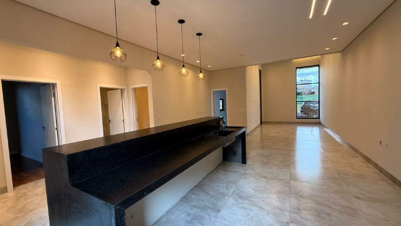 Casa à venda, 2 quartos, 1 suíte, Porto Royale – Dourados/MS