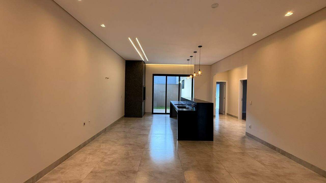 Casa à venda, 2 quartos, 1 suíte, Porto Royale – Dourados/MS