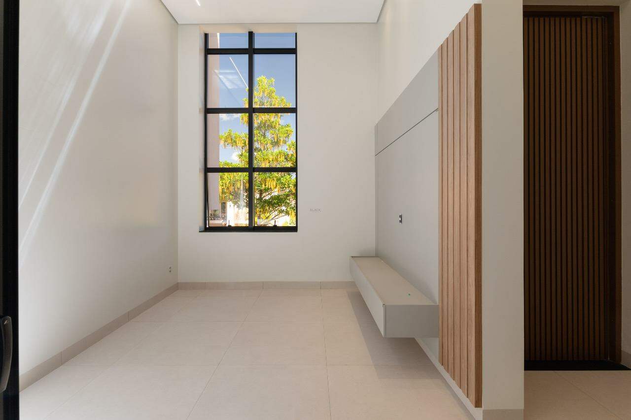 Casa comercial à venda, 3 suítes, Porto Madero – Dourados/MS