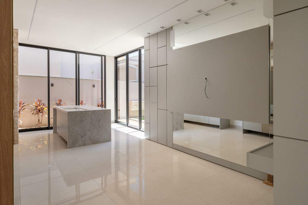 Casa comercial à venda, 3 suítes, Porto Madero – Dourados/MS