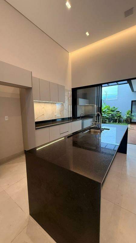 Casa em condomínio à venda, 2 quartos, 1 suíte, Vivere do Lago – Dourados/MS