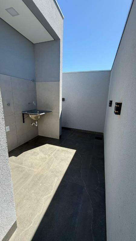 Belíssima CASA DE ALTO PADRÃO NO CONDOMÍNIO VIVERE DO LAGO