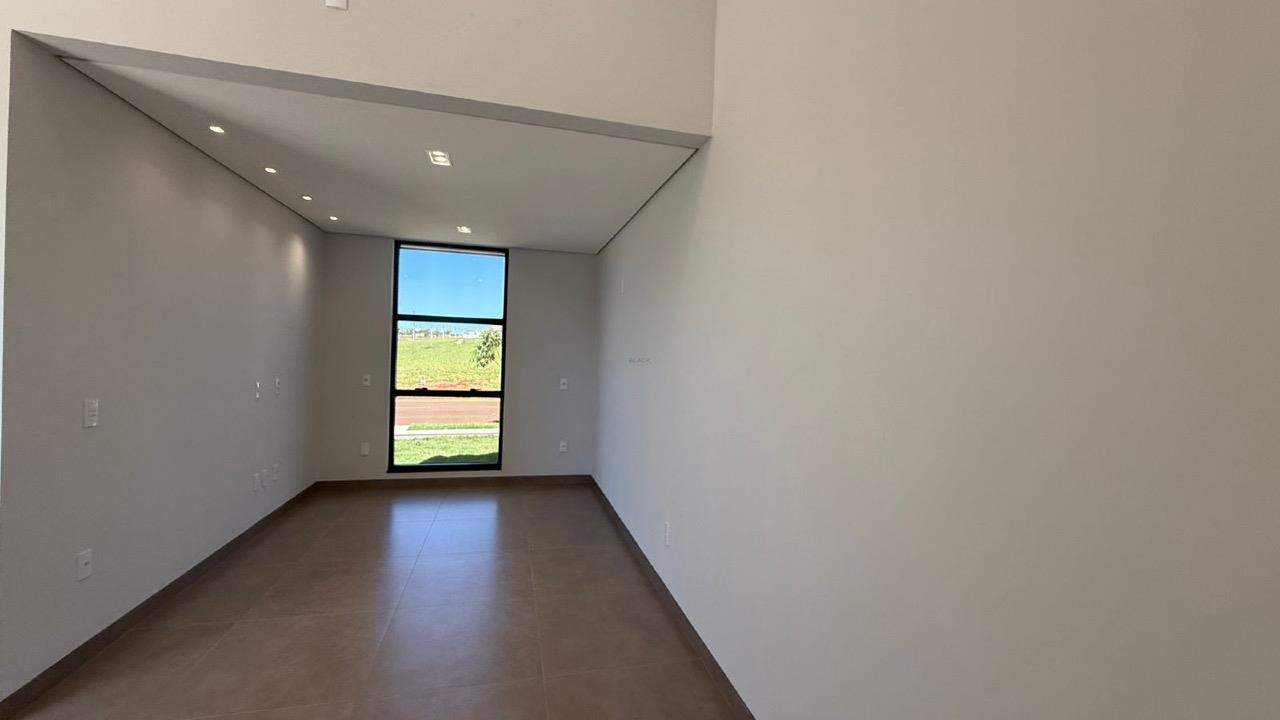 Belíssima CASA DE ALTO PADRÃO NO CONDOMÍNIO VIVERE DO LAGO
