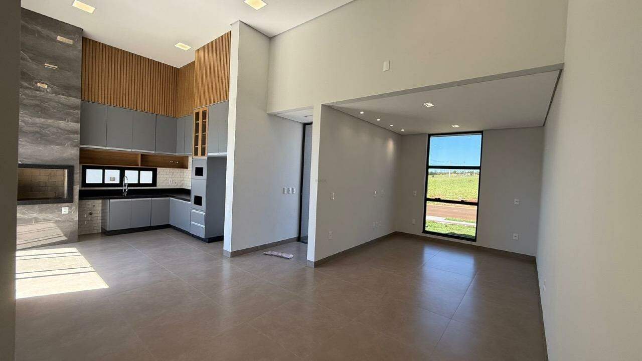 Belíssima CASA DE ALTO PADRÃO NO CONDOMÍNIO VIVERE DO LAGO