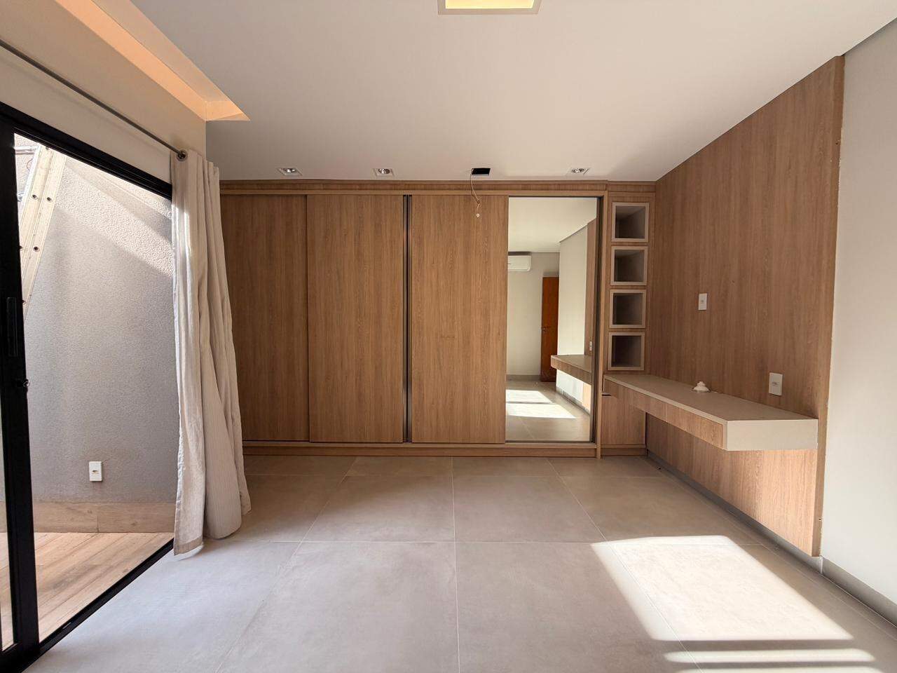 Casa em condomínio à venda, 2 quartos, 1 suíte, 4 vagas, Porto Seguro – Dourados/MS