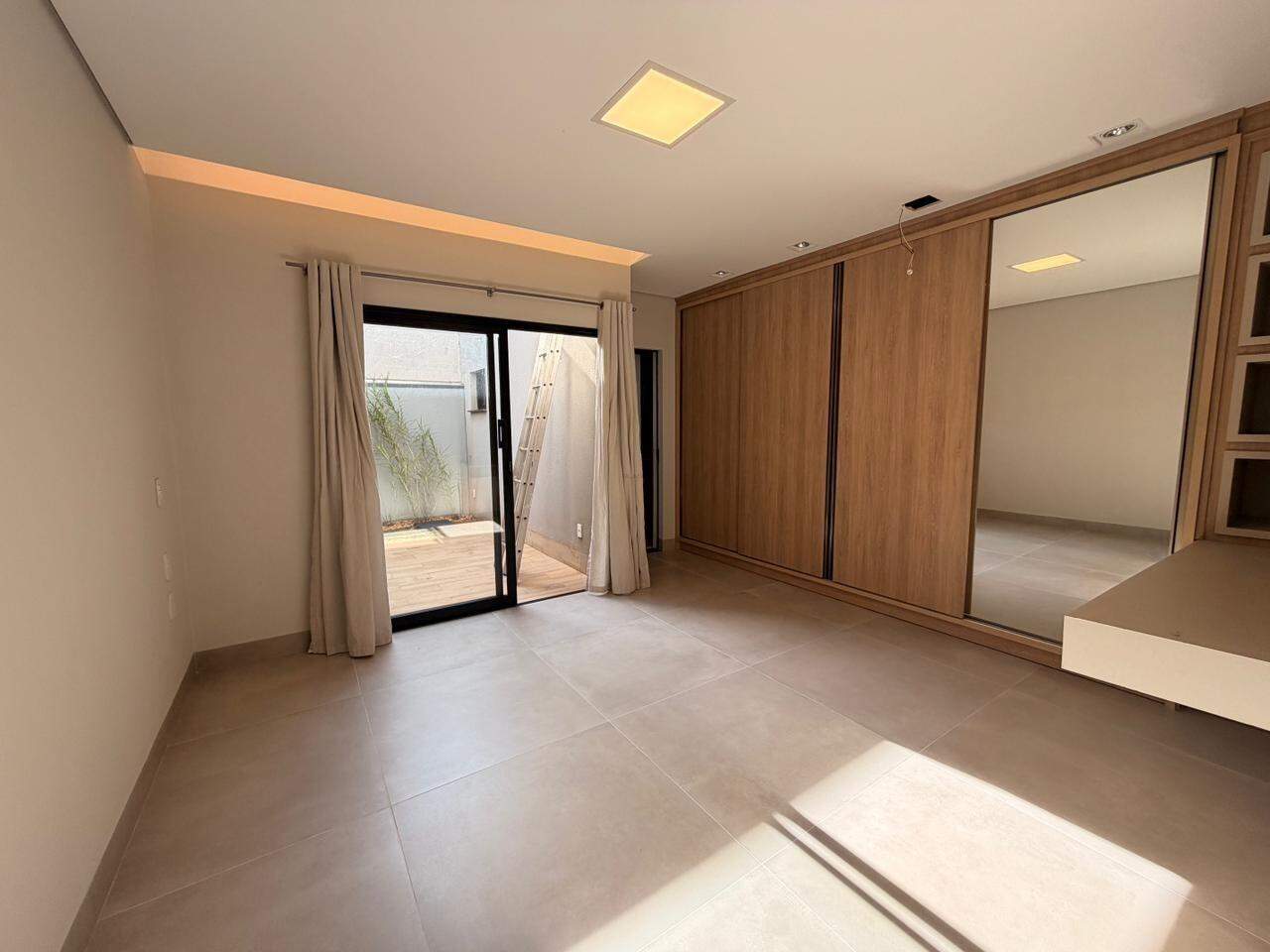 Casa em condomínio à venda, 2 quartos, 1 suíte, 4 vagas, Porto Seguro – Dourados/MS