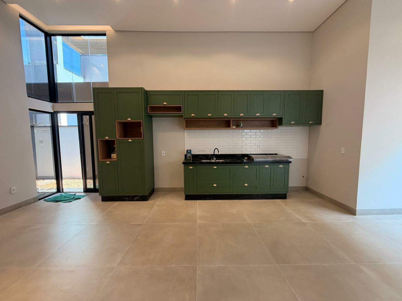 Casa em condomínio à venda, 2 quartos, 1 suíte, 4 vagas, Porto Seguro – Dourados/MS