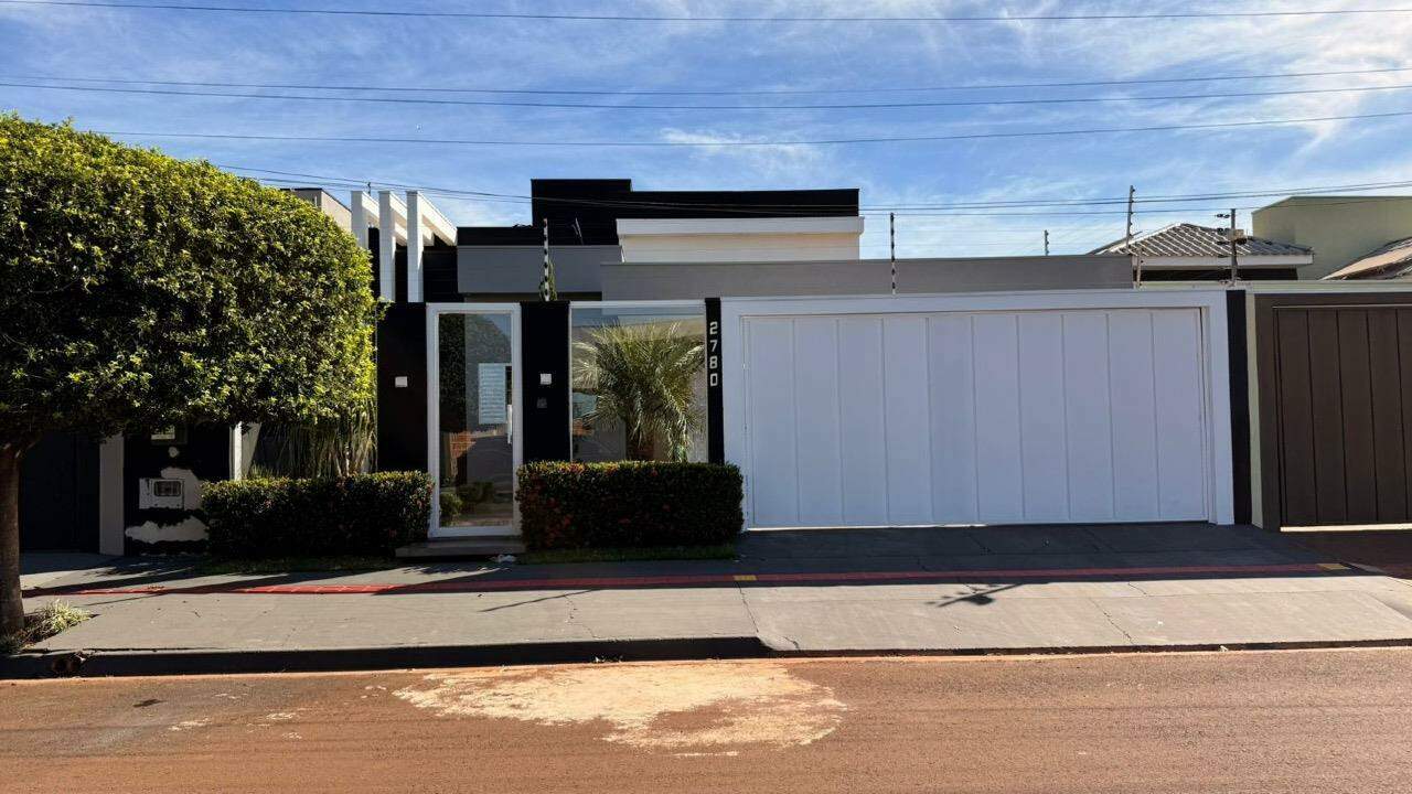 Excelente casa no Jardim Dos Cristhais