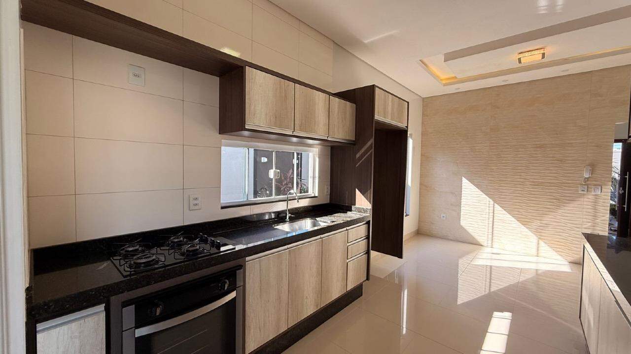 Excelente casa no Jardim Dos Cristhais
