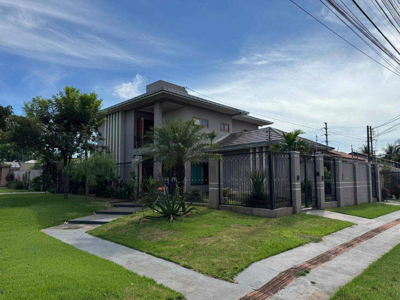 Sobrado para locação – Vila Planalto