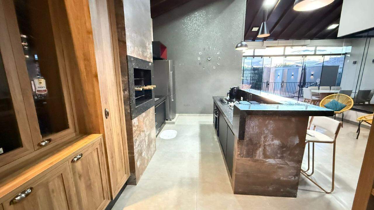 Casa à venda, 2 quartos, 1 suíte, 2 vagas, Jardim dos Estados – Dourados/MS