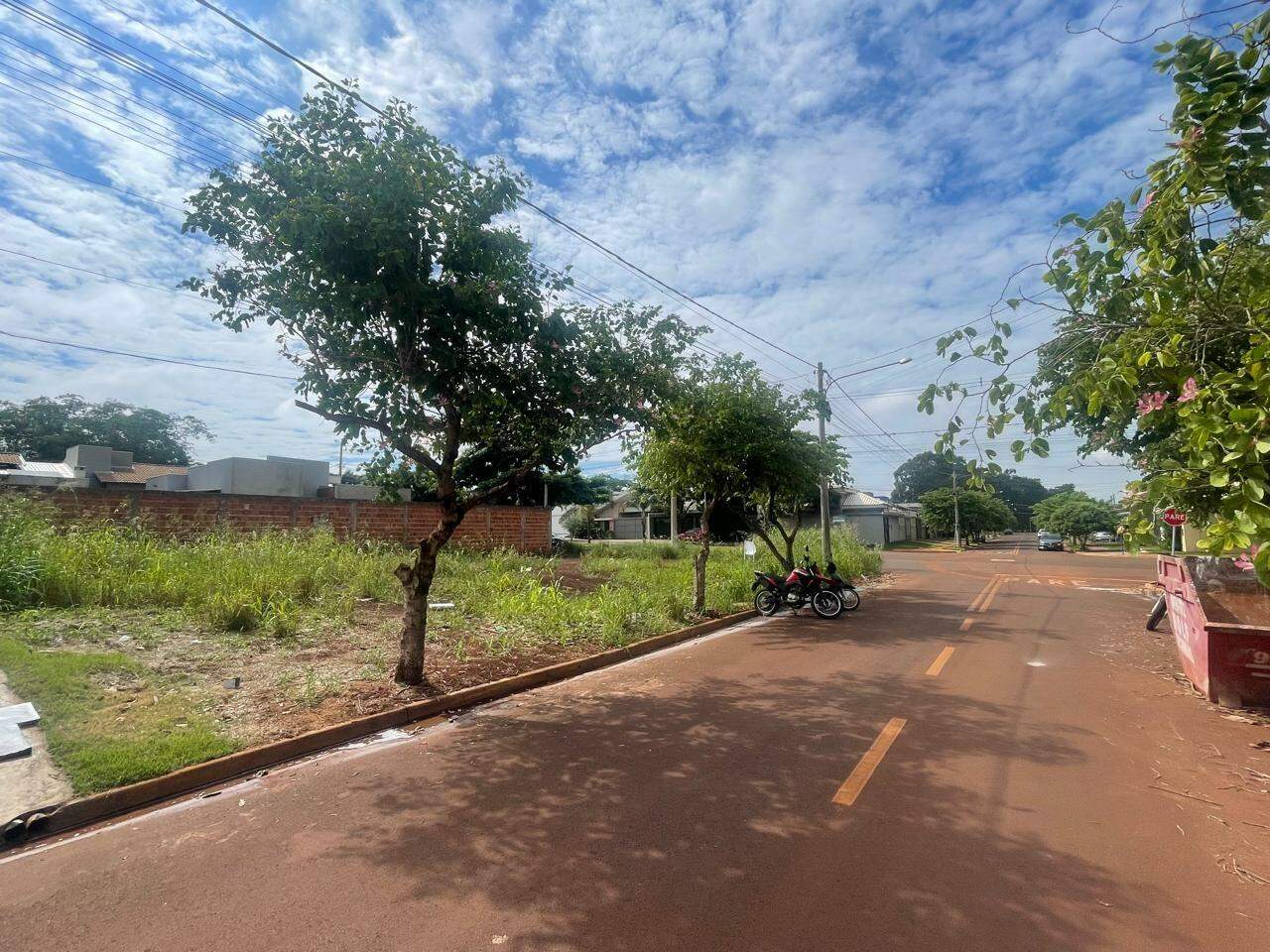 Terreno de esquina em bairro com alta valorização no Cristhais II - Foto 3