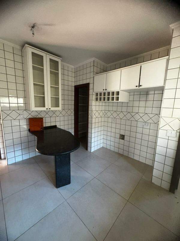 Casa no Jardim América | 675m² | 3 Suítes | Comercial ou Residencial - Foto 13