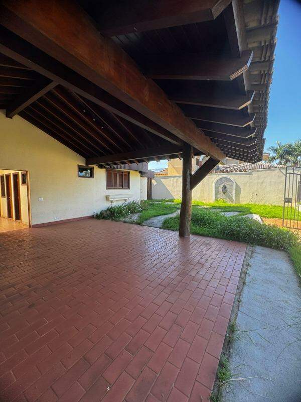 Casa no Jardim América | 675m² | 3 Suítes | Comercial ou Residencial