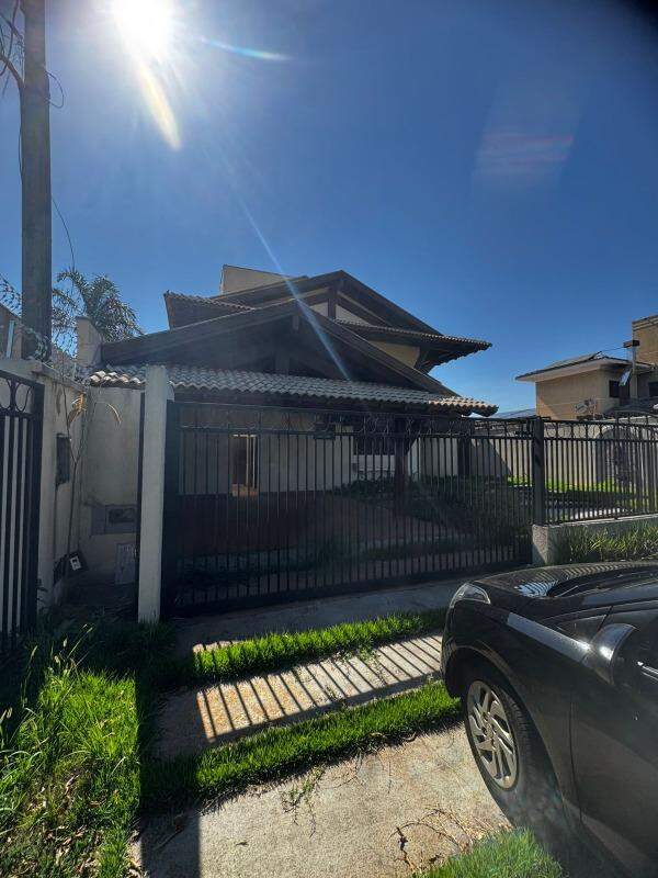 Casa no Jardim América | 675m² | 3 Suítes | Comercial ou Residencial