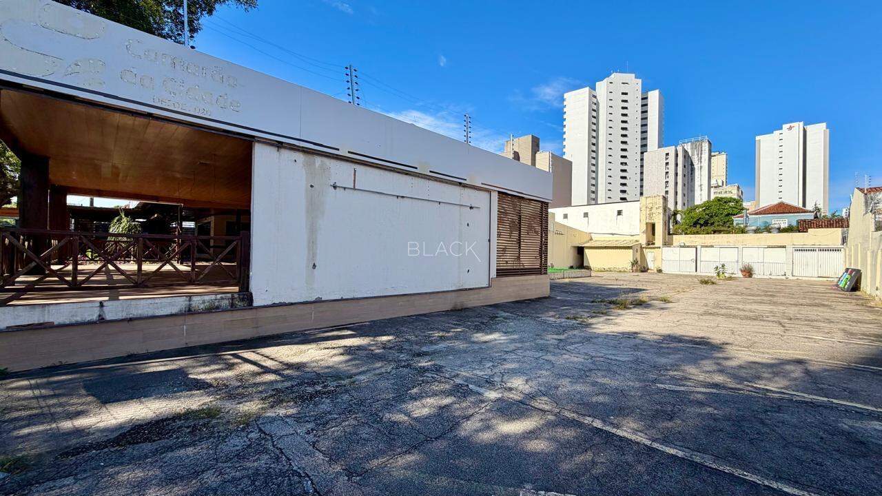 Prédio Comercial para Aluguel na Aldeota