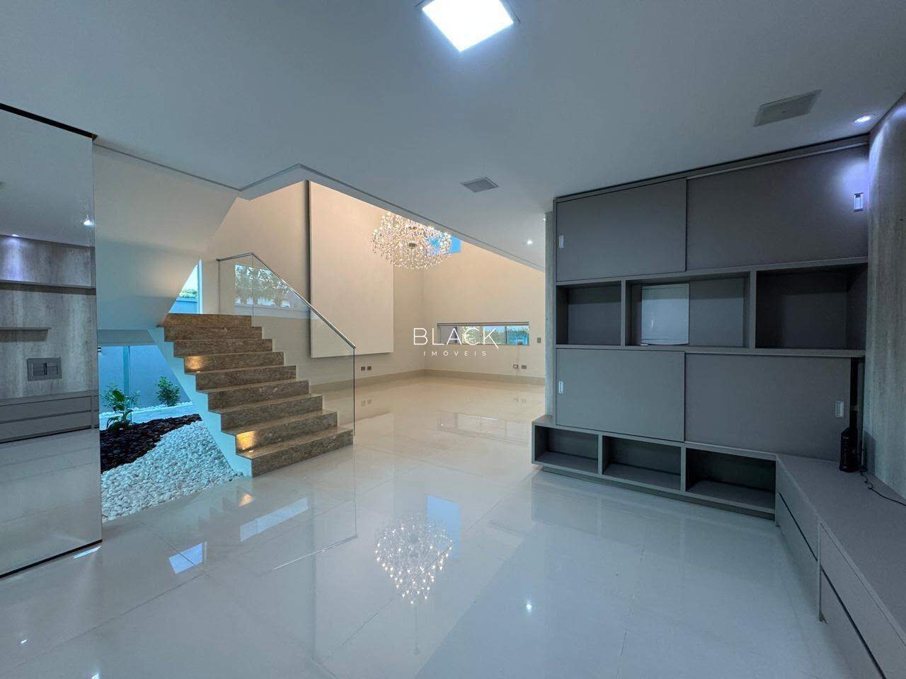 Sobrado à venda – Condomínio Parque Residencial Damha I