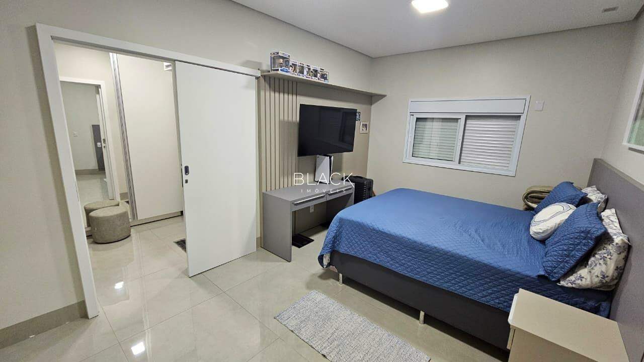 Casa Terrea no Alphaville IV, 3 Suítes. - Foto 8