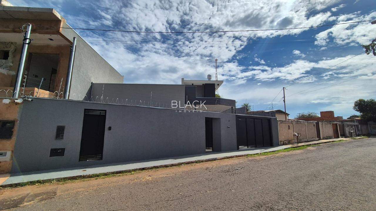 Casa térrea à venda – Tiradentes - Foto 2