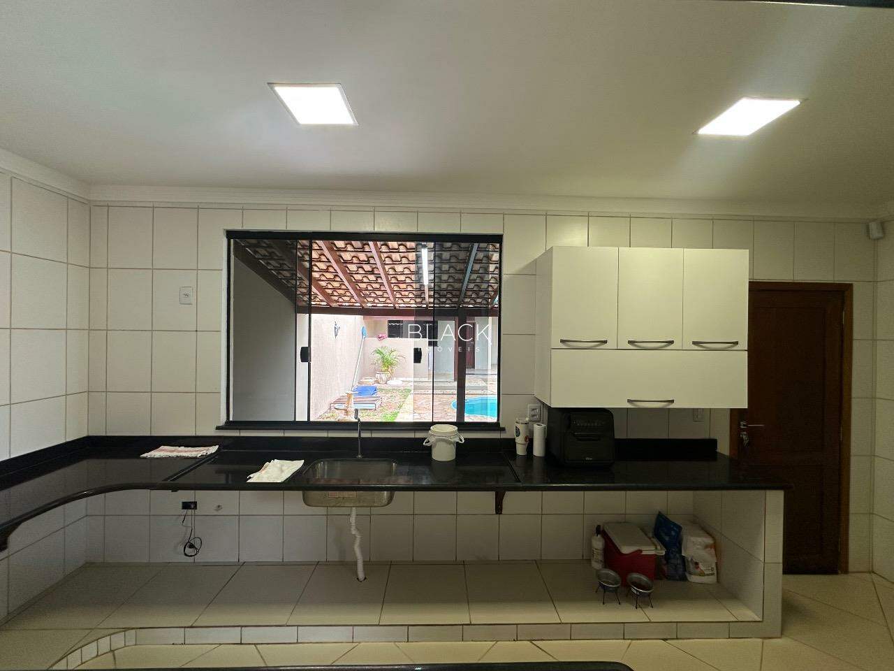 Casa térrea à venda no Bairro Caiçara