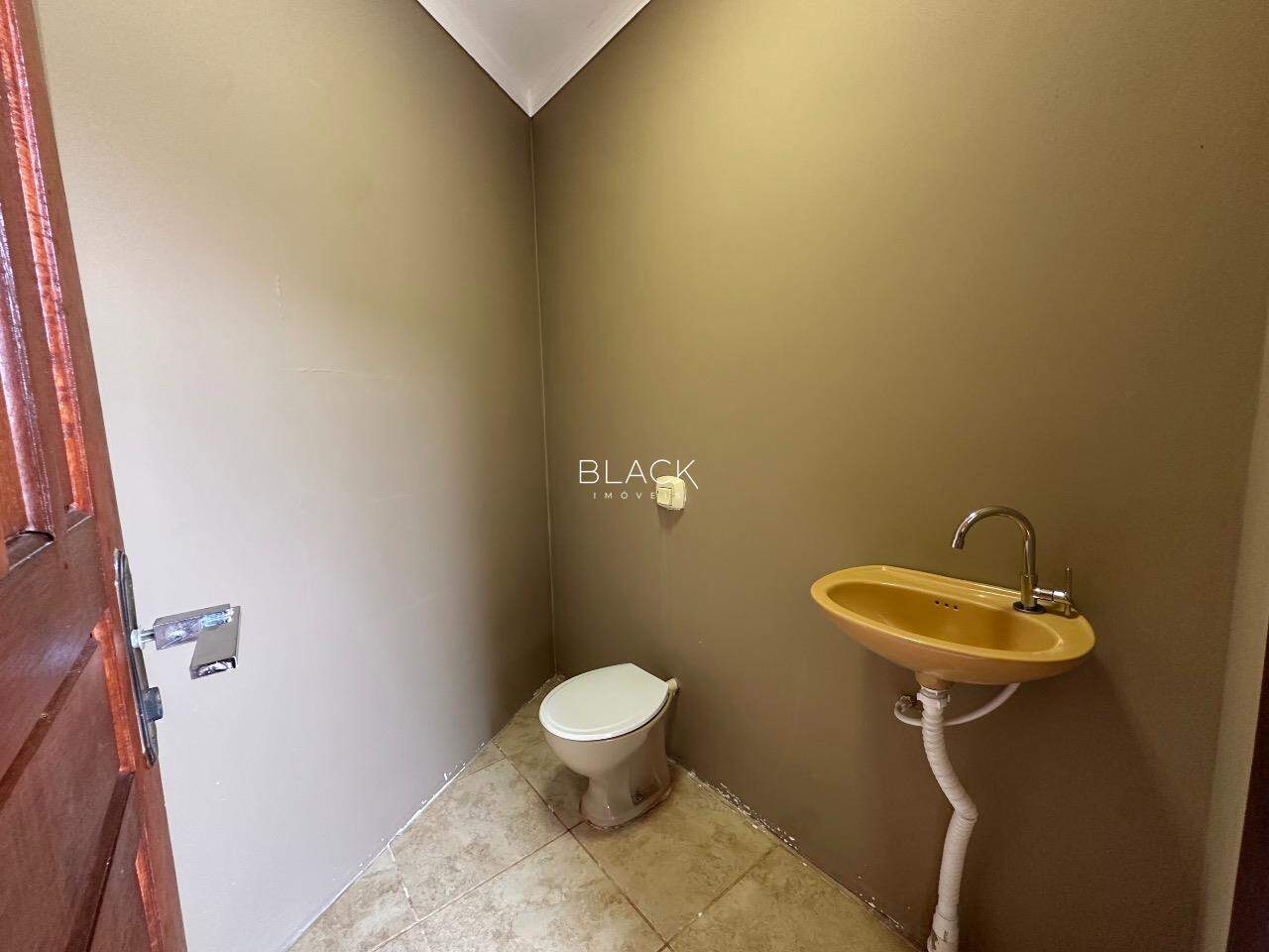 Casa térrea à venda no Bairro Caiçara