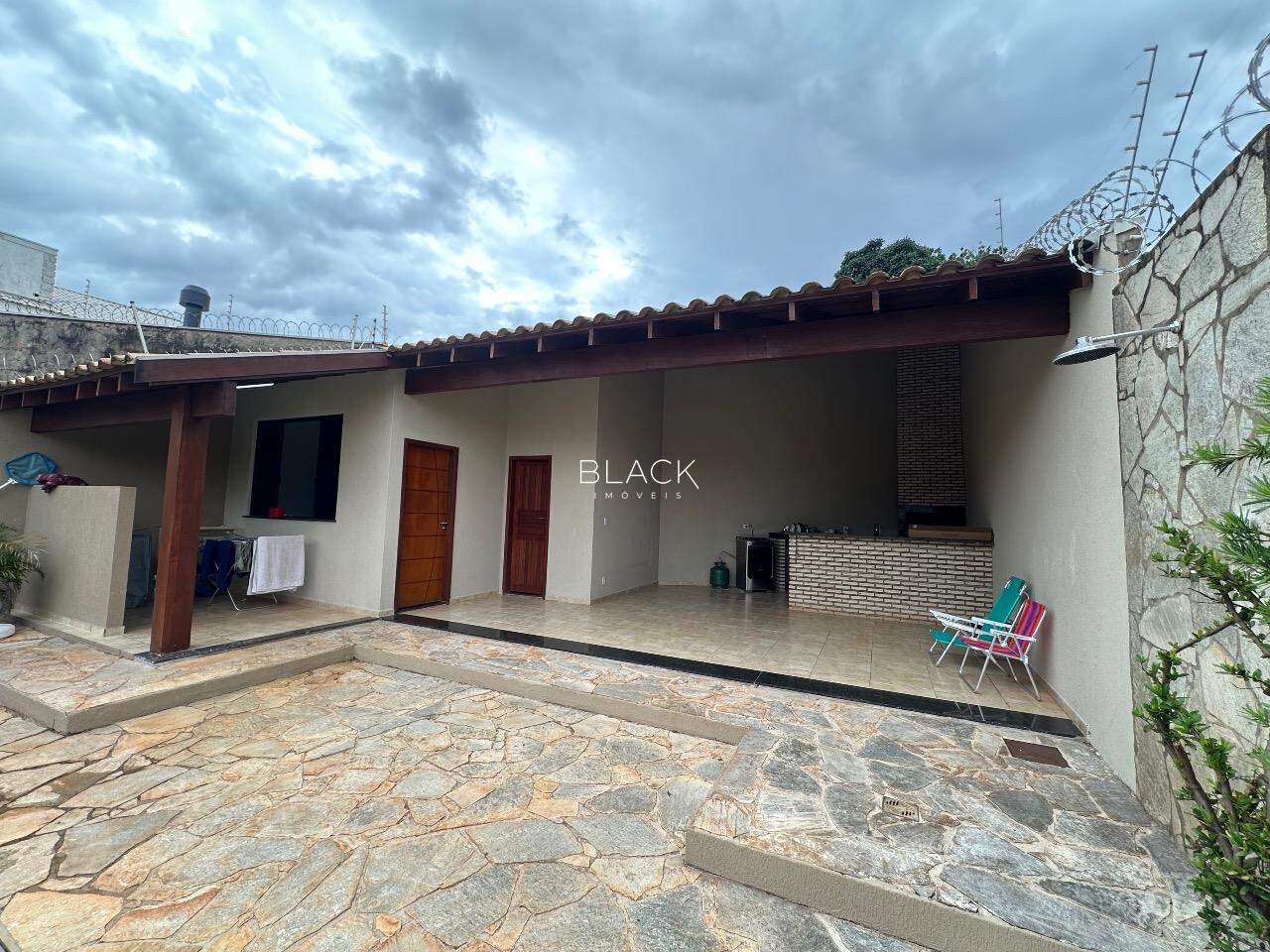 Casa térrea à venda no Bairro Caiçara