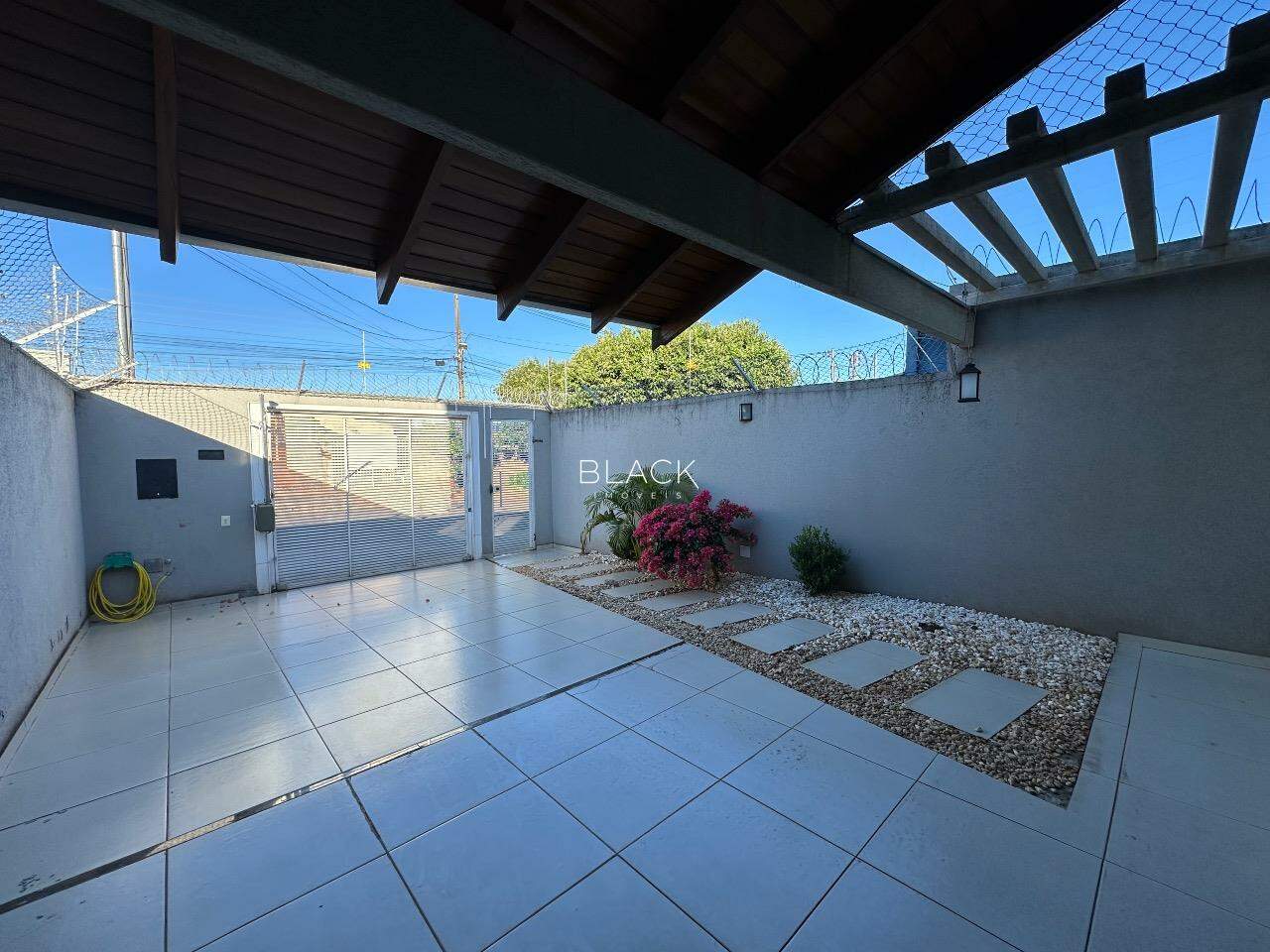 Casa térrea à venda no Universitário - Foto 3