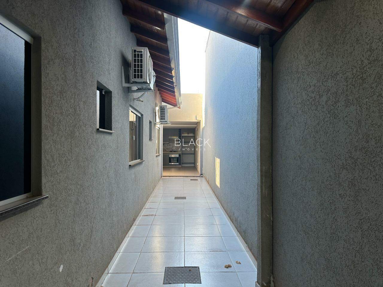 Casa térrea à venda no Universitário - Foto 5
