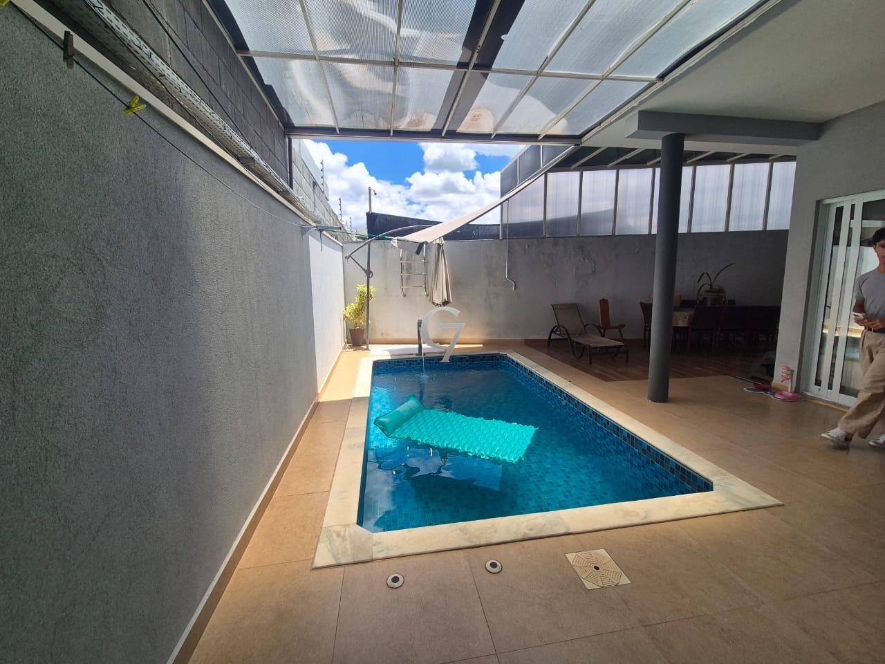 Casa à venda no Condomínio Jardim Guarujá : 