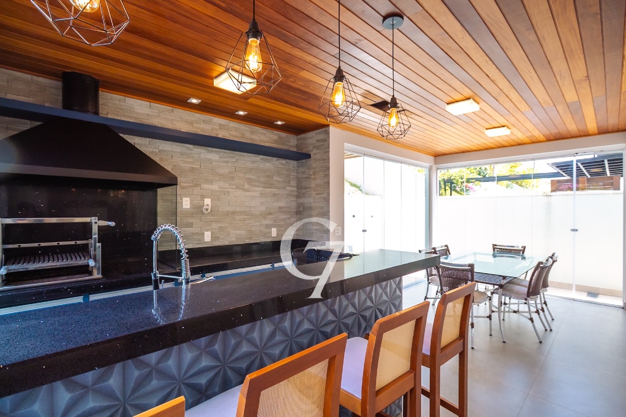 Casa à venda no Jardim dos Aromas: 