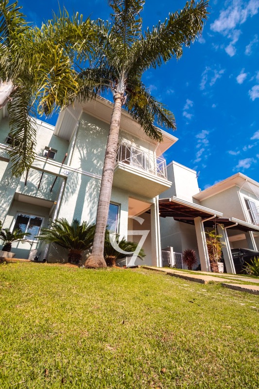 Casa à venda no Jardim dos Aromas: 